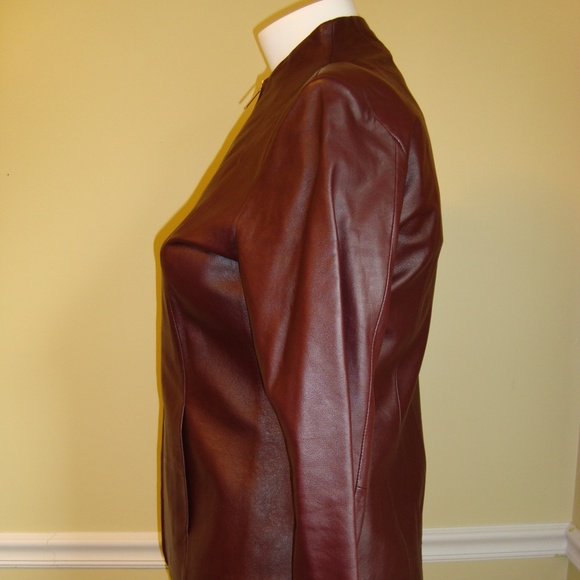 Neiman Marcus Genuine Leather Scuba Jacket in Burgundy - Picture 3 of 5